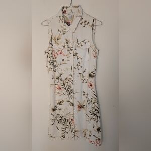 White House Black Market Floral Sleeveless Button Front Dress Size 4 White